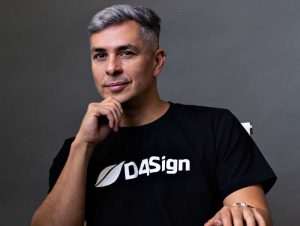 A D4Sign, plataforma de assinatura digital e eletrônica, acaba de anunciar Ivan Moré como embaixador da marca.