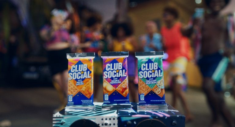 A Club Social invadiu as ruas de São Paulo para apresentar seus novos sabores: Cebola & Sour Cream, Bacon e Provolone e Mix de Queijos. 