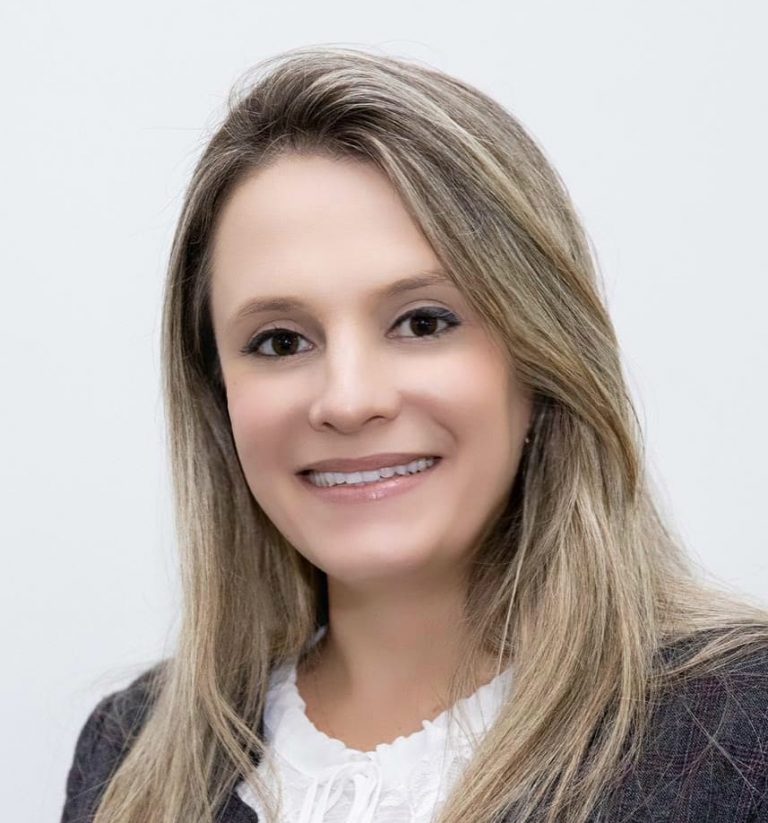 Royal Canin Brasil, fabricante de alimentos de alta qualidade, anuncia Carla Pistori como Diretora de Assuntos Corporativos.