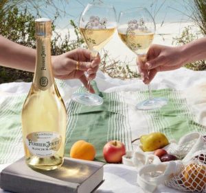 A Maison Perrier-Jouët realiza, para o lançamento do champagne Perrier-Jouët Blanc de Blancs na América Latina, um jantar harmonizado.