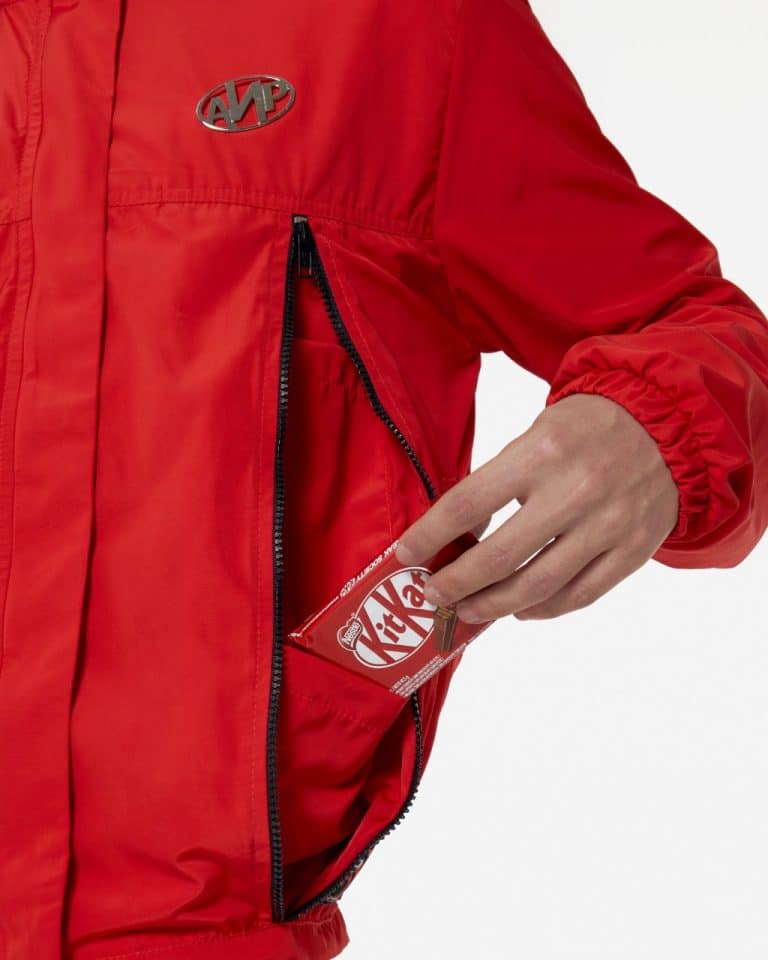KitKat lança collab exclusiva com Another Place