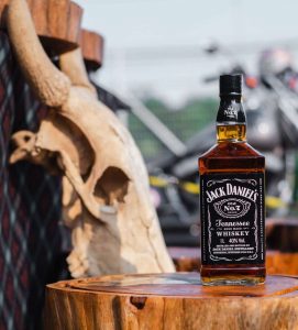 Jack Daniel’s e Churrasco são fortes juntos, e a junção começa desde as origens até a perfeita harmonização que o Tennessee Whiskey apresenta.