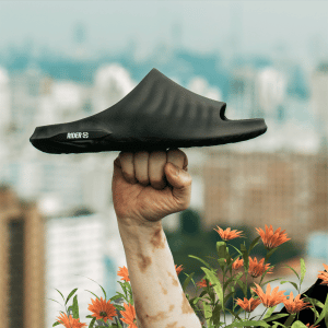 A Rider, marca de calçados da Grendene, comemora seus 36 anos com uma nova campanha para comunicar o seu "corre pela sustentabilidade".