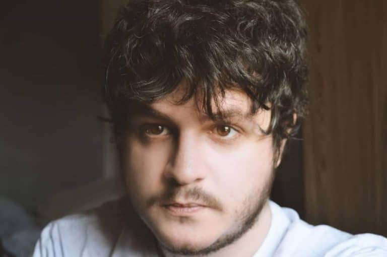 A KTBO anuncia a chegada de Victor Pessoa, profissional que estava na Vollup Media, como novo gerente de mídia.