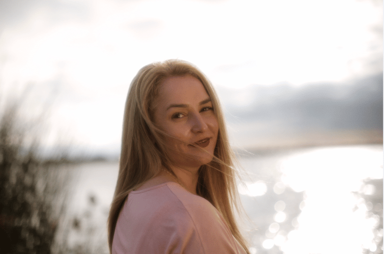 Natura celebra o Dia da Consultora e do Consultor de Beleza da companhia com o slogan "A Natura é mais bonita com você".