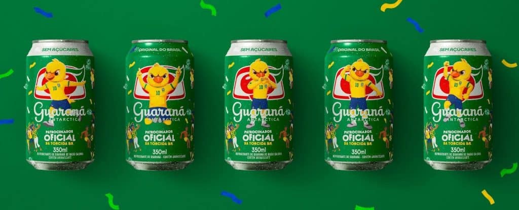 Edição especial de Guaraná Antarctica está disponível em todo o país e traz o Canarinho mais famoso do Brasil em cinco latinhas colecionáveis.