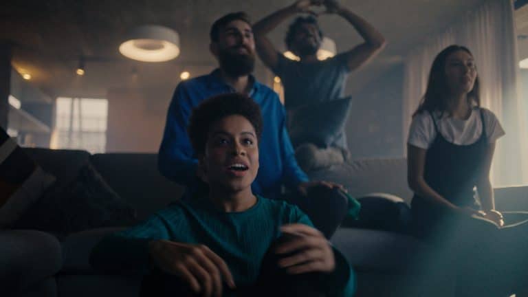 Samsung mostra a magia do futebol por meio de uma experiência conectada, para usuários usufruírem de experiência completa durante partidas.