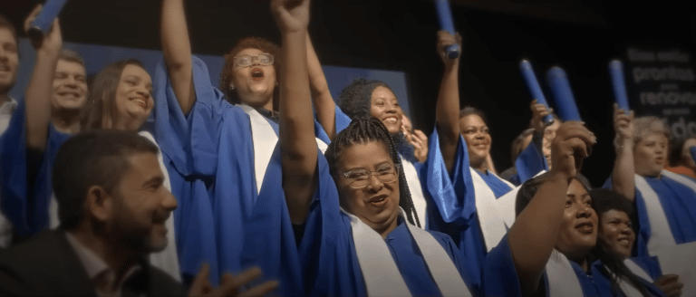 A Coral inicia a campanha “Coral Mulheres na Cor”, que mostra que obras, como qualquer outro lugar, também são espaços para as mulheres.