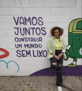 A professora de biologia Jessi Alves sempre falou sobre o seu compromisso de levar educação ambiental para os seus seguidores.