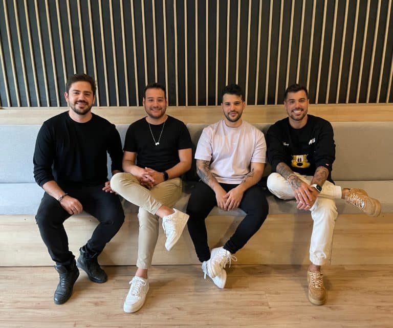 A agência de influenciadores WeDu anunciz Lipe Ribeiro, influenciador digital que participou do reality shows: De férias com o Ex, como sócio.