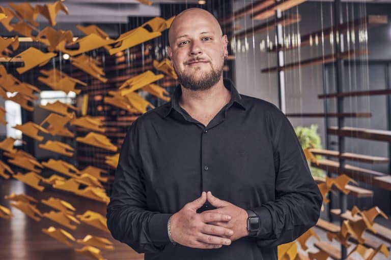 A WMcCann anuncia a promoção de Felipe Borges, profissional que está a 5 anos na agência, a Head de Dados.
