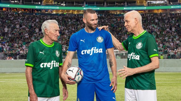 PUMA Brasil e Palmeiras lançam os novos uniformes para a temporada 2023, com a campanha de marketing "Bem-vindos à Terceira Academia".
