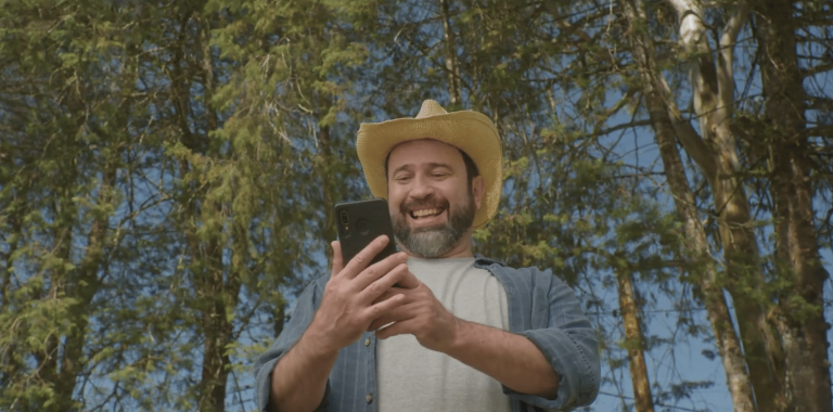 A Hughes do Brasil lança hoje o segundo filme publicitário da campanha “Se Liga, Zé”, para a HughesNet.