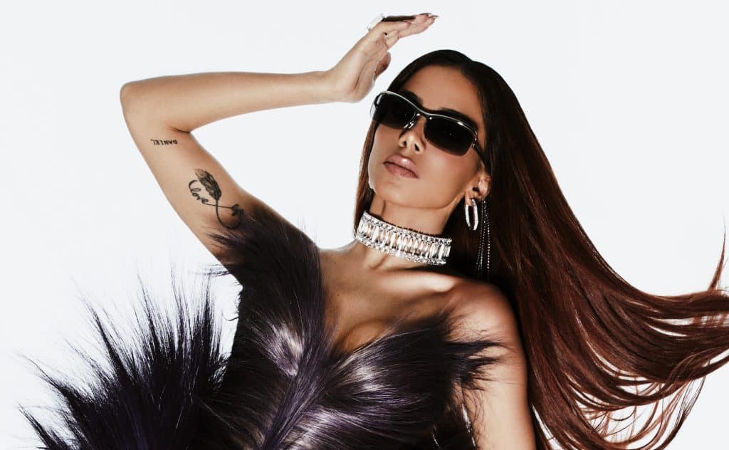 Para o Carnaval ser aproveitado com segurança financeira, a Anitta e o Nubank, lançam a campanha "Seu Carnaval com mais Alalaô e menos oh no".