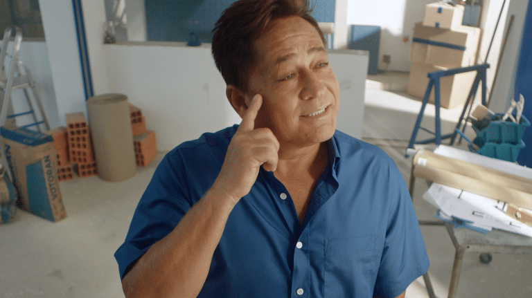 A Votorantim Cimentos apresenta a nova fase da campanha "É bom demais", que é estrelada pelo cantor Leonardo.