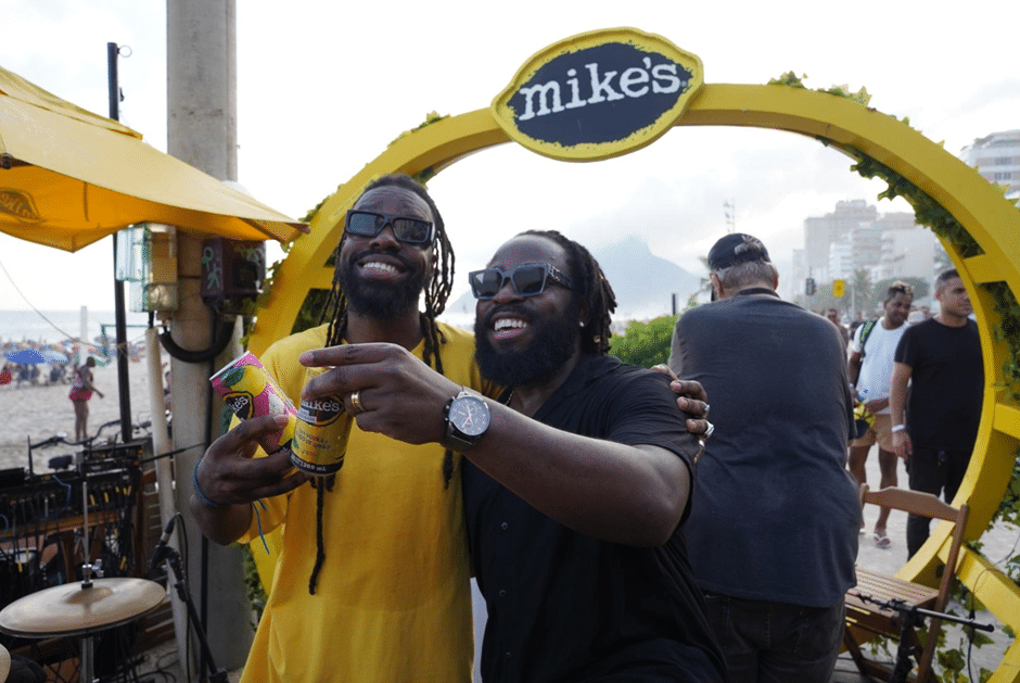A Mike's agora vai pagodear pela década de 90, patrocinando um dos maiores festivais do estilo no Brasil, o Tardezinha.