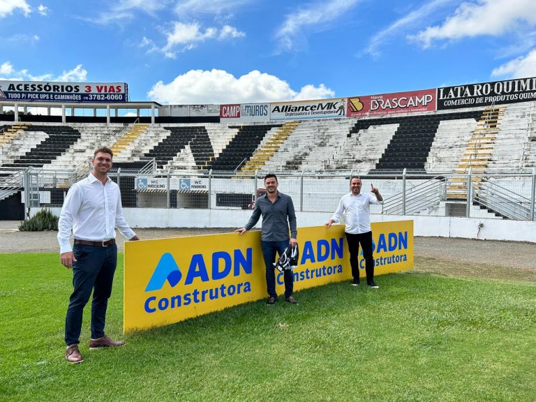 A Ponte Preta, após conquistar o título de campeã da Série A-2 Paulista, anuncia a ADN Construtora como nova patrocinadora do clube.