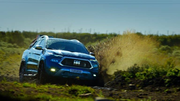 A Fiat, seguindo o conceito "Siga aquele carro”, frase bem comum na indústria cinematográfica, traz a nova campanha da Toro.