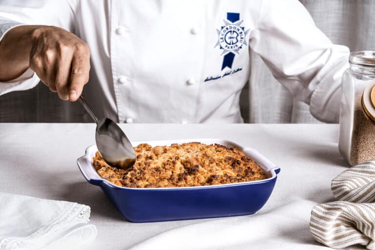 A rede de supermercado St. Marche acaba de lançar a campanha “I Love Selos” em parceria com a Le Cordon Bleu.