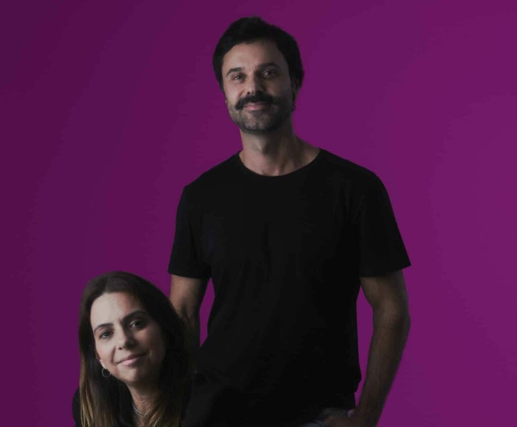 Grandes profissionais como Rony Rodrigues e Flavia Altheman se uniram para abrir a agência MGNT (Magenta), que une branding e comunicação. 