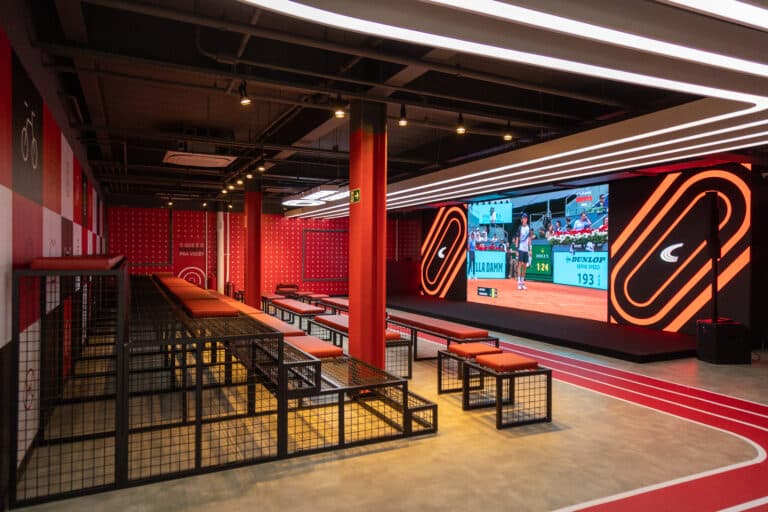 A Centauro, maior rede multicanal de artigos esportivos da América Latina, inaugura no próximo sábado (6) a Arena Centauro Ibirapuera.