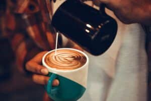 Roastelier by Nescafé será uma das patrocinadoras TNT de Latte Art, campeonato destinado a baristas, que acontece hoje, no Kofi & Co.