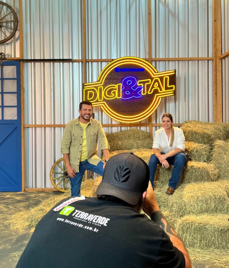 A influencer Michele Guinizi irá estrelar a websérie DIG&TAL, patrocinada pela New Holland Agriculture, do grupo CNH Industrial.