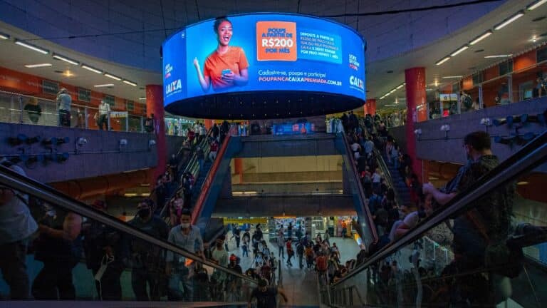 O Metrô e a JCDecaux acabam de lançar a pesquisa "A Cara de São Paulo", com dados sobre os hábitos dos usuários do metrô entrevistados.
