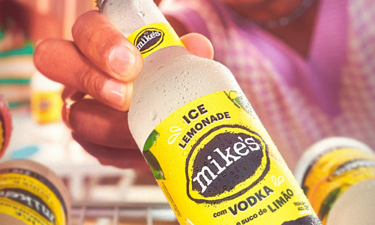 O Zé Delivery irá surpreender quem pedir um saco de gelo pelo aplicativo, e enviará uma unidade de Mike's Ice.
