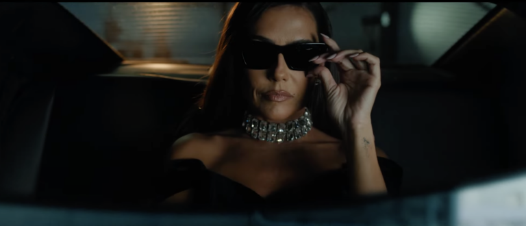 A marca de entretenimento online Mr. Jack lança neste mês de junho a campanha "Onde tem desafio, tem Mr. Jack", estrelada por Deborah Secco.