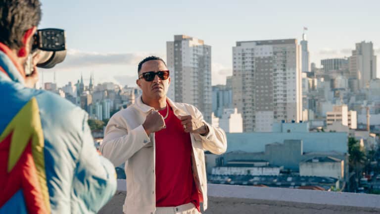 Ray-Ban anuncia seu squad de influenciadores de 2023, que juntos somam mais de 90 milhões de impressões por entrega.