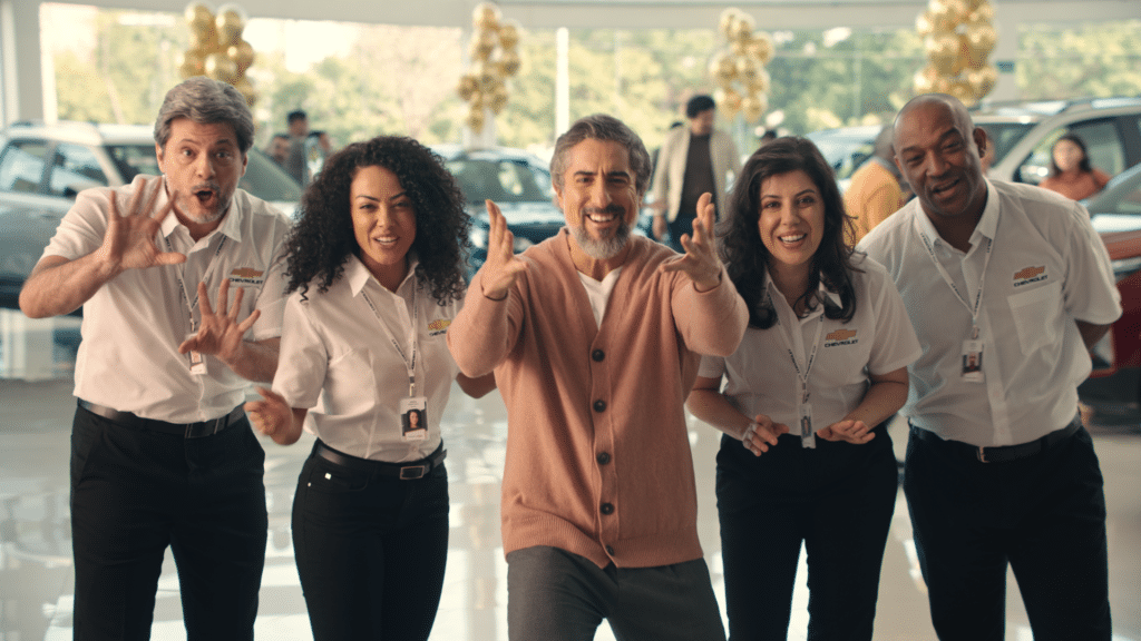 É com grandes novidades que a Chevrolet apresenta sua nova campanha de varejo tendo como protagonista Marcos Mion, embaixador da marca.