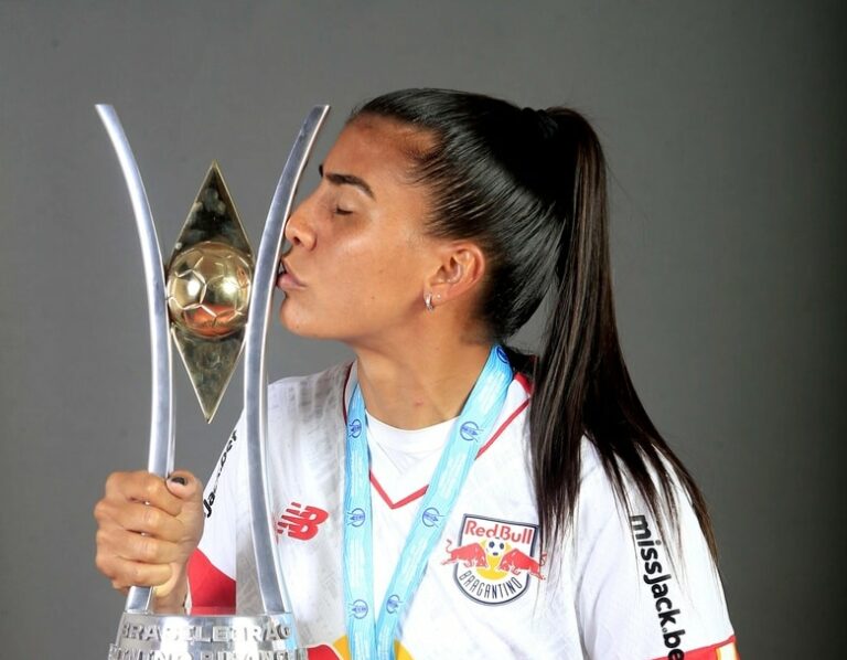 O Mr. Jack relançou, no último dia 10 de julho, seu patrocínio ao time feminino de futebol do Red Bull Bragantino.