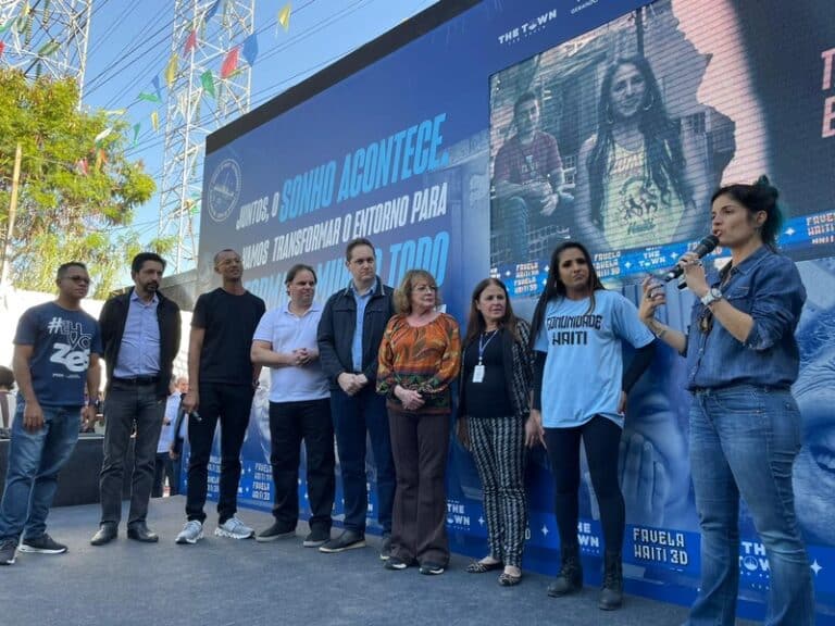 O The Town ressalta os rápidos avanços com as ações do Favela 3D, que trazem soluções que promovem desenvolvimento social.