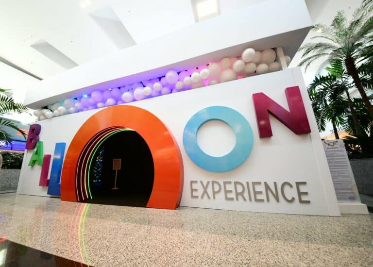 O Center Norte vai mergulhar em uma experiência imersiva em meio a luzes, som e cores com a chegada do Balloon Experience.