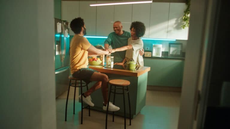A Leroy Merlin está lançando, em parceria com a Ogilvy Brasil, a sua mais recente campanha em comemoração aos 25 anos da marca no Brasil.