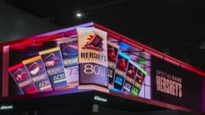 A Hershey, gigante americana de chocolates, realiza pela primeira vez uma ação com a linha Hershey's Special Dark.