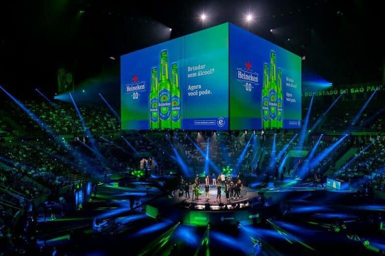 Heineken 0.0 lança promoção que sorteará cinco consumidores e sete consumidores para curtir e vivenciar a final do CBLoL.