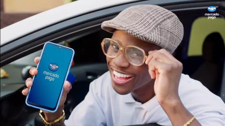 É no ritmo e no passinho do sucesso "Egüinha Pocotó", que o Mercado Pago estreia esta semana a campanha para destacar a Point Tap.
