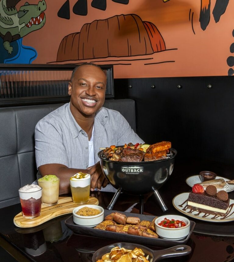 Inspirado no jeito brasileiro de aproveitar a vida, o restaurante Outback Steakhouse lança a campanha "Brasilidades Outback".