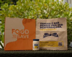 Para combater o problema do grande desperdício de comida no Brasil, Hellmann's anuncia parceria com app Food To Save.