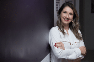 A Clínica da Cidade, franquia referência em medicina acessível, acaba de anunciar Lilian Forlani como a nova Head de Marketing.