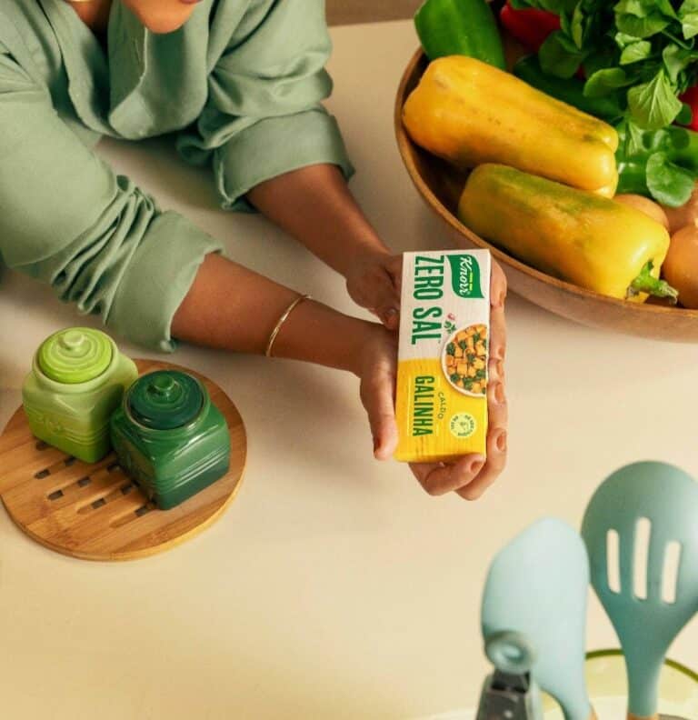 A Knorr decide retornar à mídia com o lançamento da campanha "Prove antes de julgar", para divulgar a nova fórmula da linha Knorr Zero Sal.