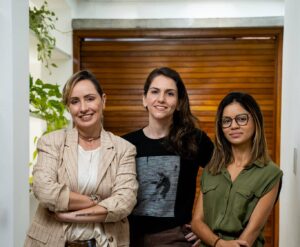 As profissionais Talita Vasconcelos e Camilla Muniz acabam de chegar à MGNT como Head de Estratégia e Head de Estratégia de Redes e Conteúdo. 