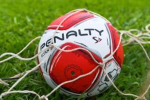 A Penalty e a Federação Paulista de Futebol apresentaram a nova bola que será utilizada no Paulistão 2024.