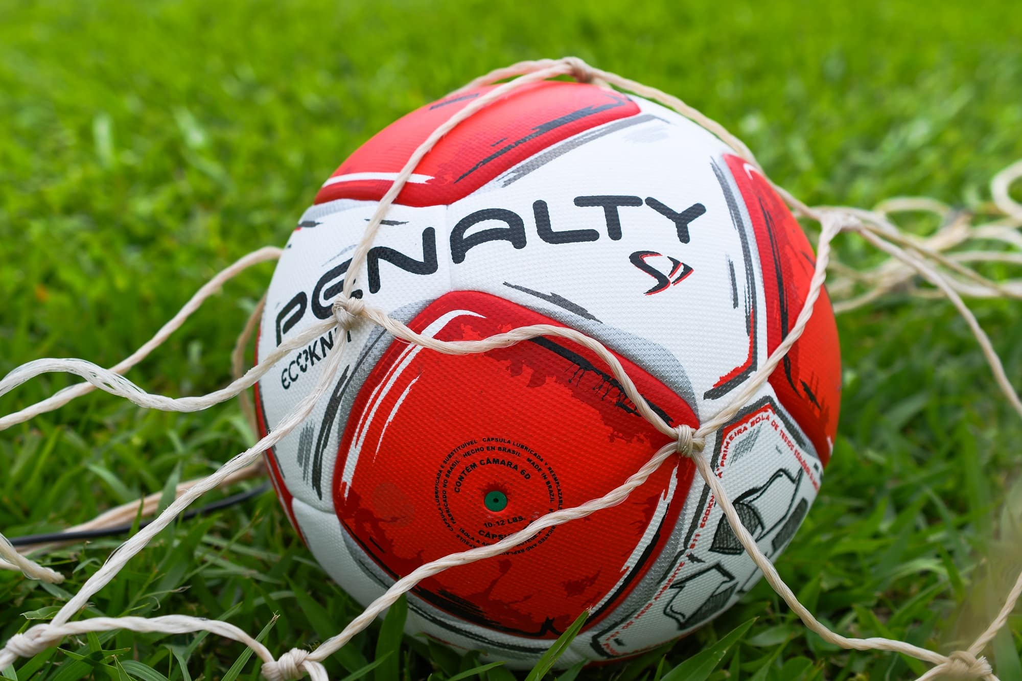 Penalty apresenta a versão 2023 da S11 Ecoknit, bola oficial do