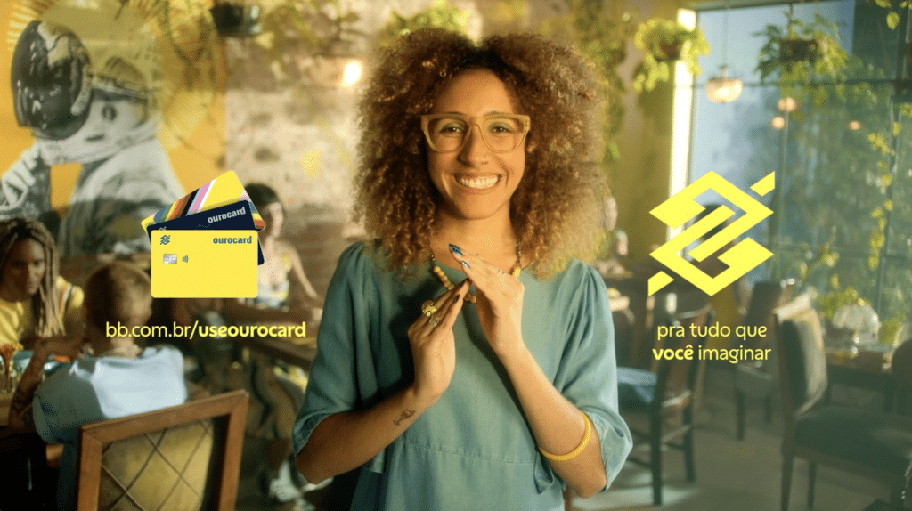 Banco do Brasil reforça flexibilidade do Ourocard em nova campanha