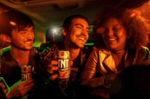 A TNT Energy Drink acaba de lançar, para reverberar seu patrocínio ao Festival Primavera Sound São Paulo, uma nova campanha.
