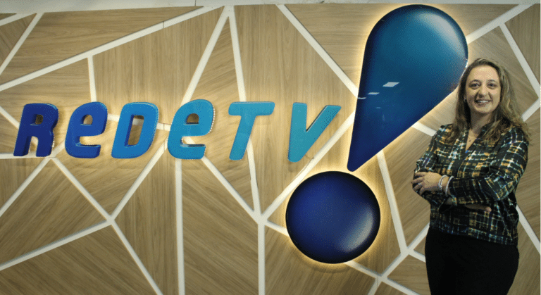 A RedeTV! comunica a chegada da profissional Thaís Passarella como sua nova head of Marketing, Channel & Growth do "Festival de Prêmios".