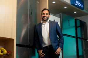 A Midea Carrier anuncia que Mario Sousa assume a posição de Vice-Presidente Comercial e de Marketing no Brasil, em novembro de 2023.
